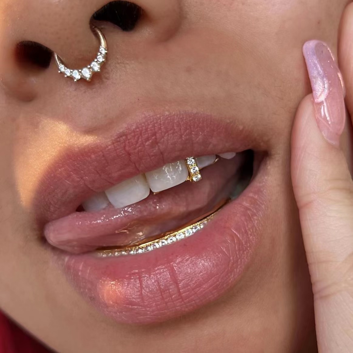 Body Jewelry Gold Plated - RACHELZ Hip Hop Pojedynczy pionowy pasek
