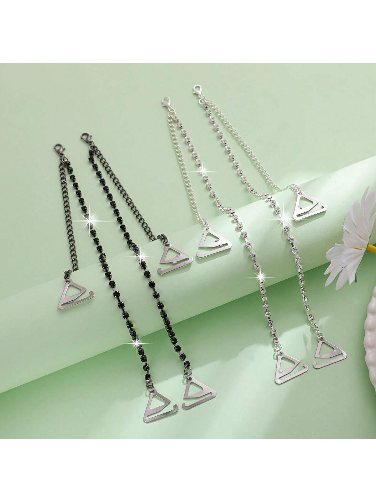 Eleganckie regulowane ramiączk – Body Jewelry Bra recenzja i cena
