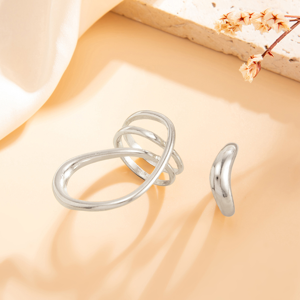 Złoty Minimalistyczny Nieregul – Body Jewelry Rings recenzja i cena